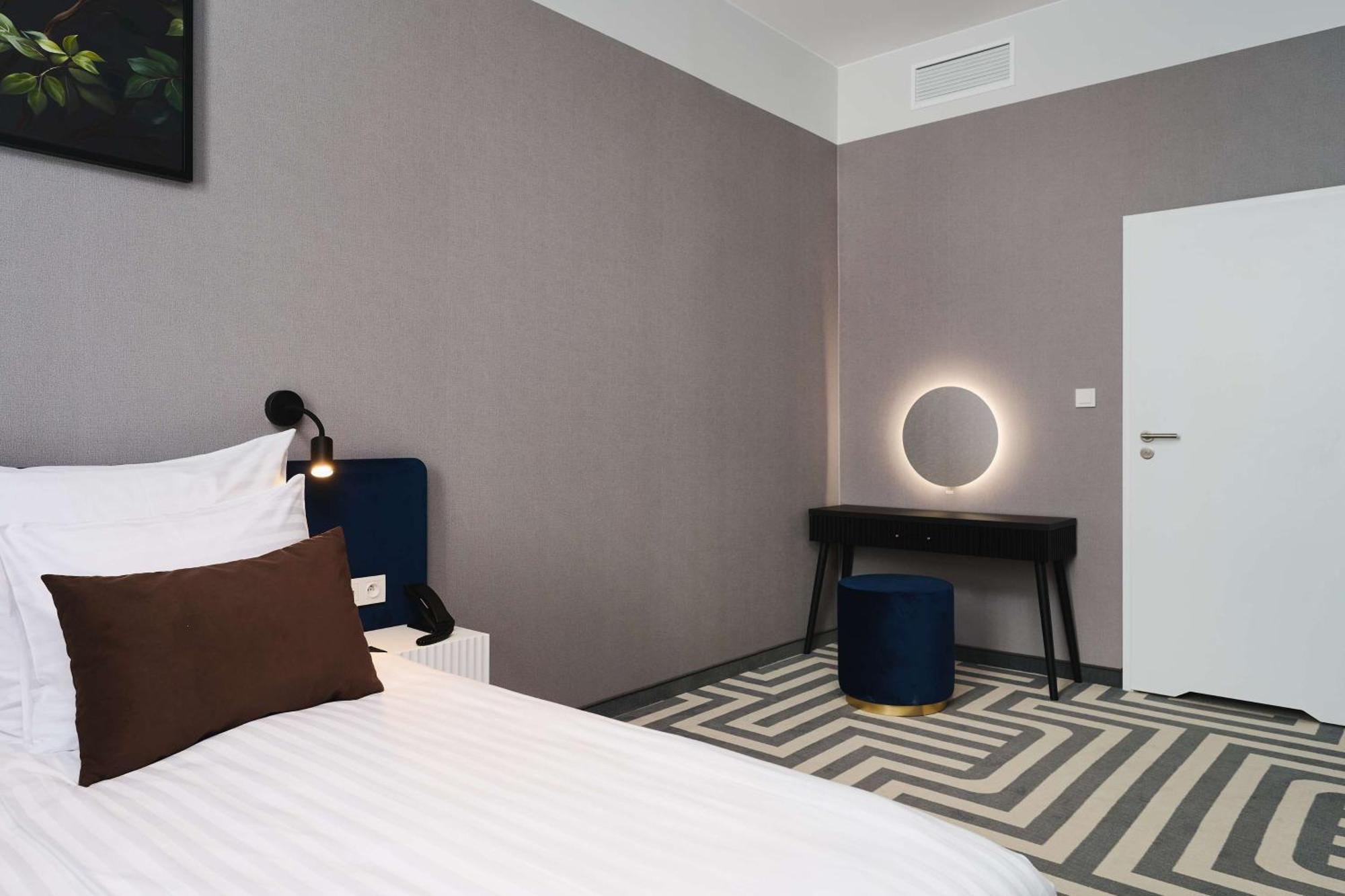 Aiden By Best Western Lodz エクステリア 写真