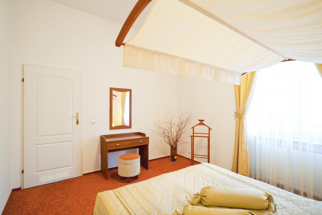 Aiden By Best Western Lodz エクステリア 写真