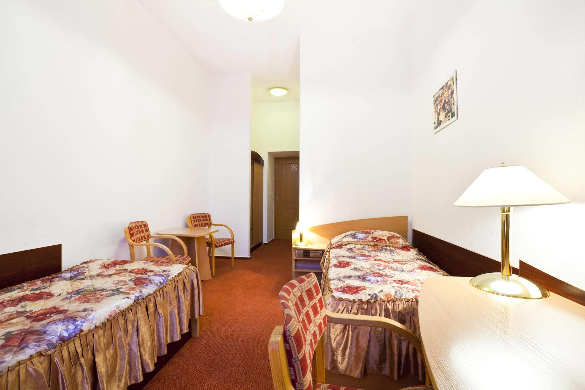 Aiden By Best Western Lodz エクステリア 写真