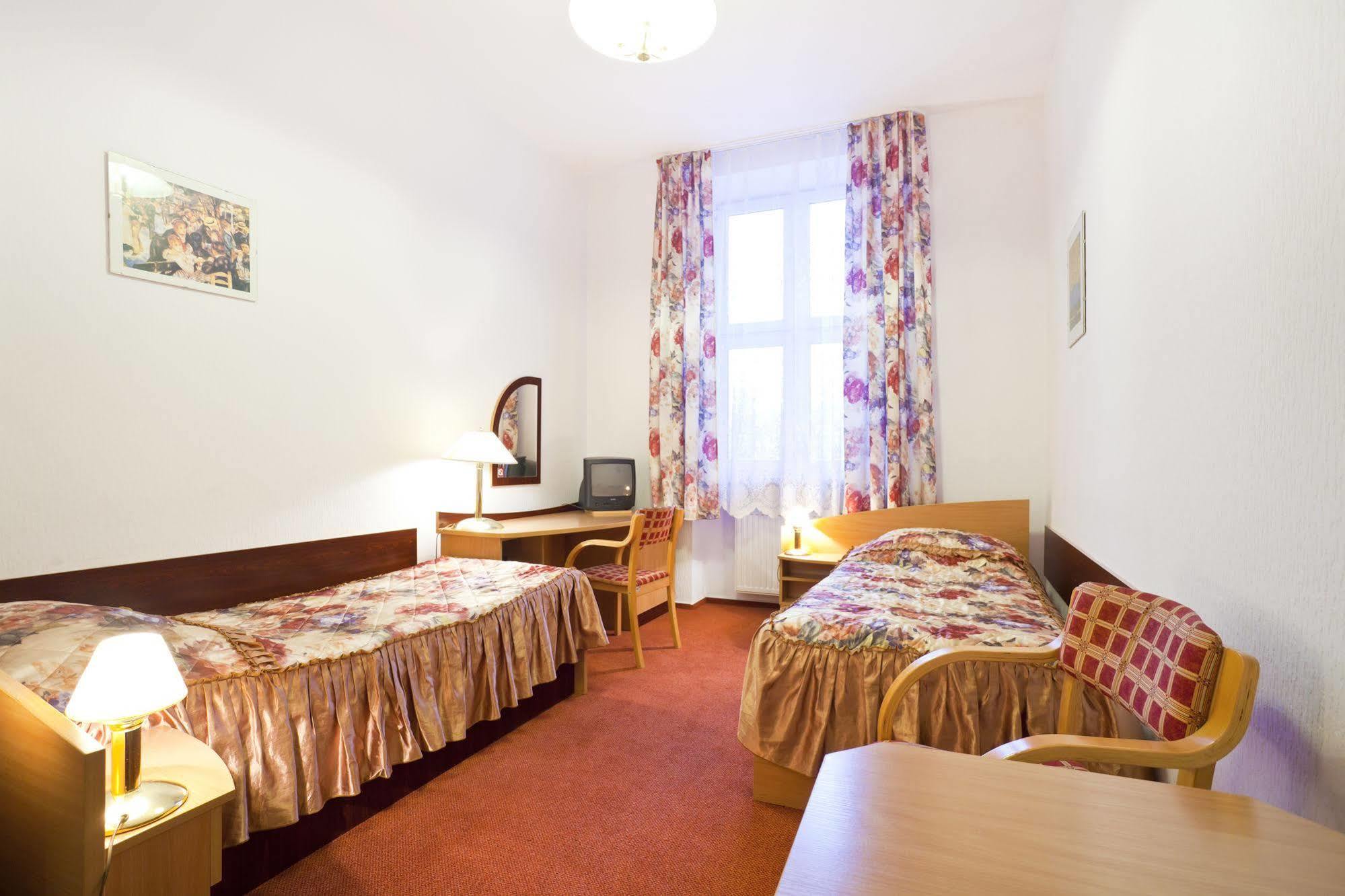 Aiden By Best Western Lodz エクステリア 写真