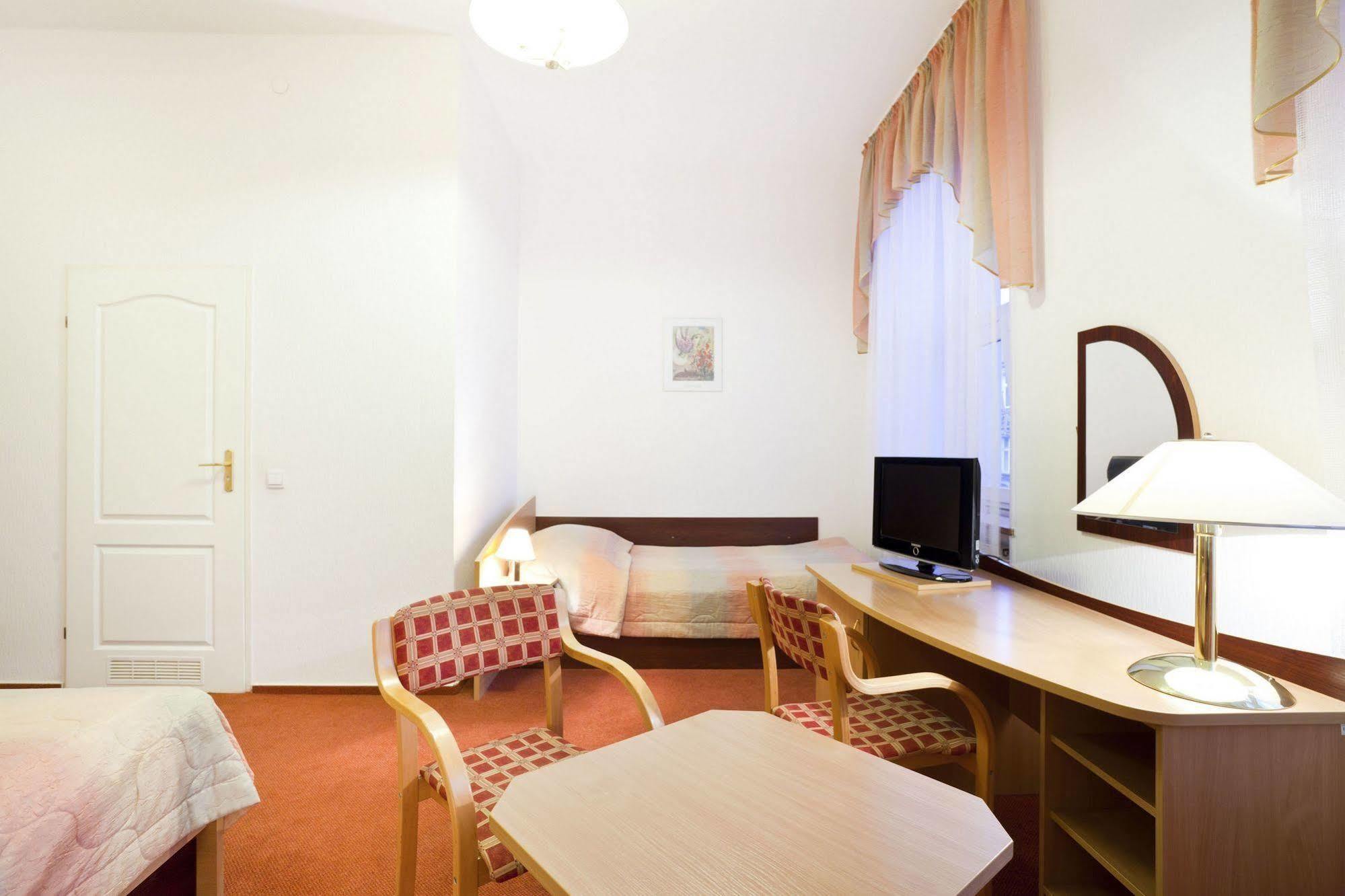Aiden By Best Western Lodz エクステリア 写真